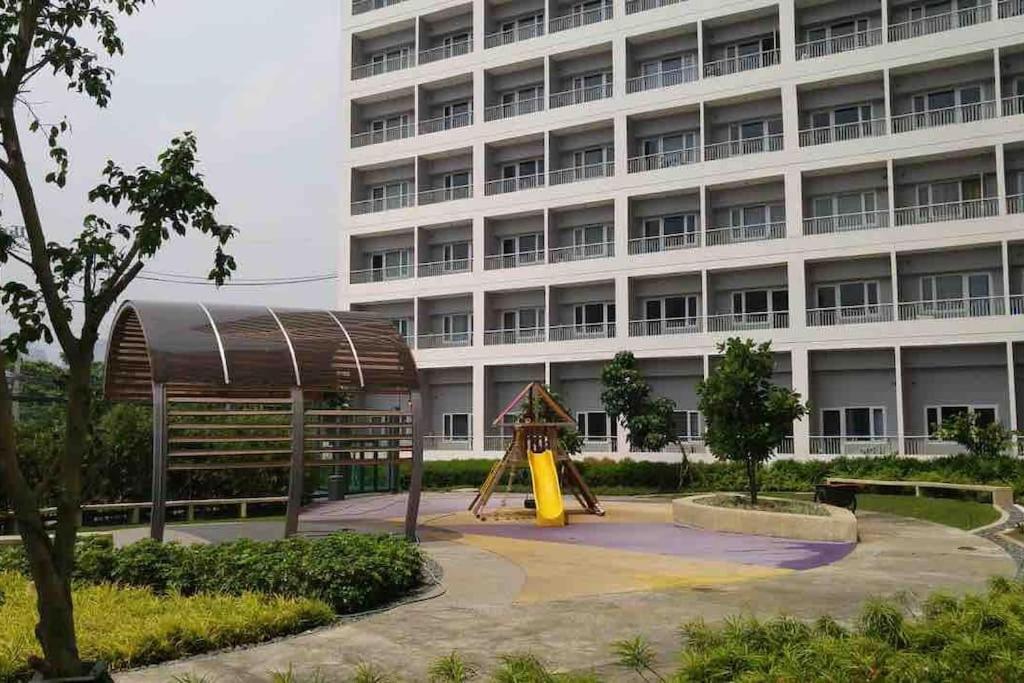Trig Place At Grace Residence In Taguig City Manila Eksteriør billede